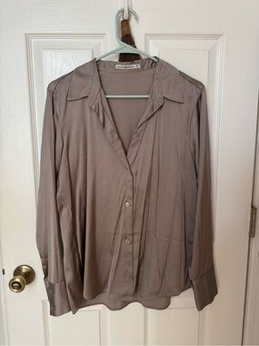 Abercrombie & Fitch Mauve Silk Button-Down Shirt